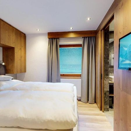 Haus Lina Apartment Sankt Anton am Arlberg Bagian luar foto