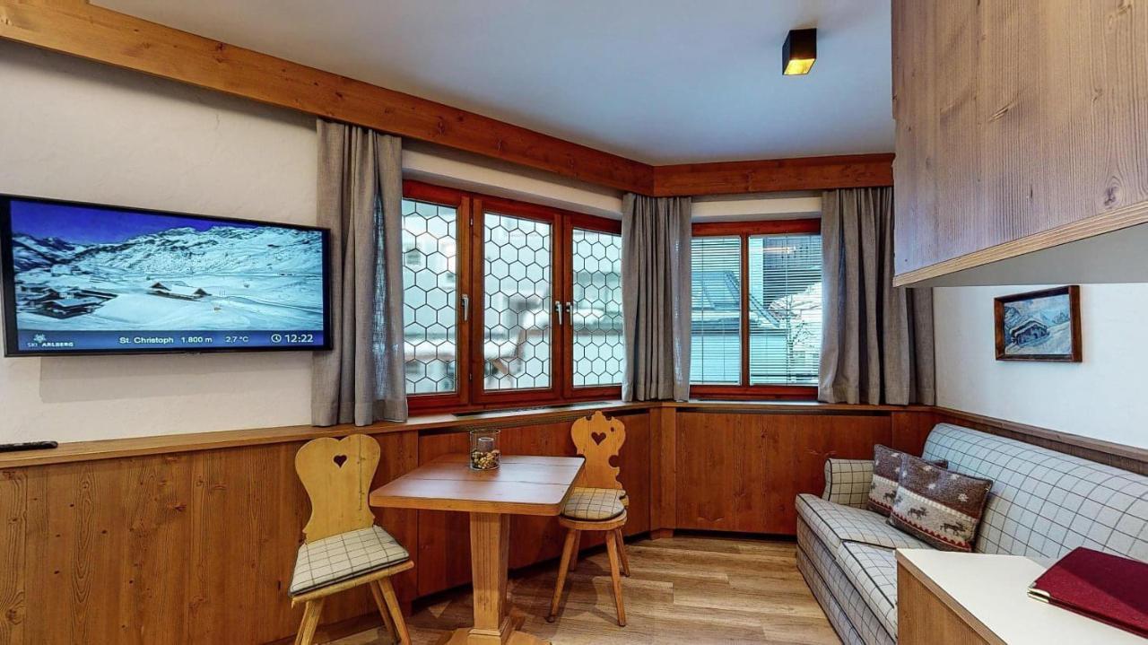Haus Lina Apartment Sankt Anton am Arlberg Bagian luar foto