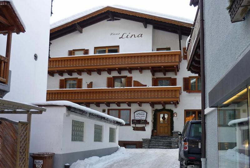 Haus Lina Apartment Sankt Anton am Arlberg Bagian luar foto